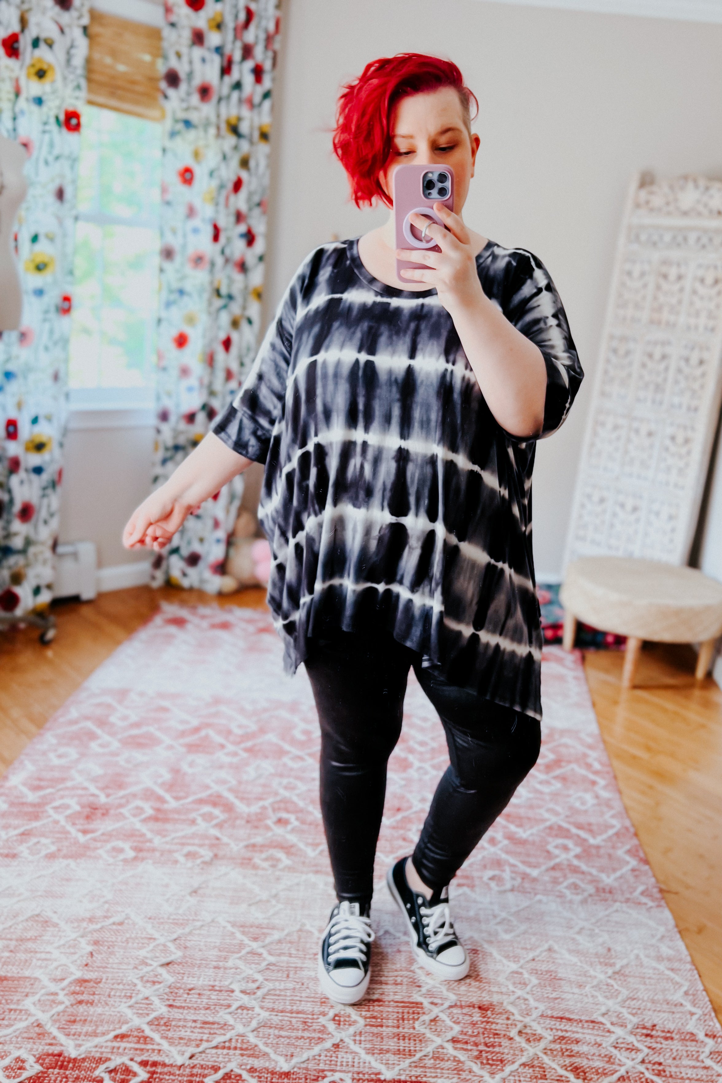 Turning Heads Striped Tie Dye Tunic • Black L/XL