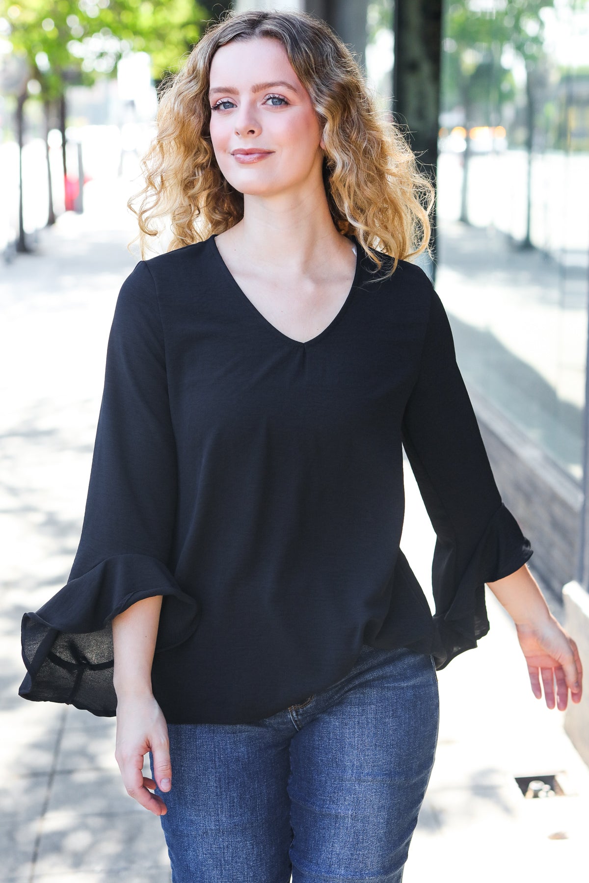 Perfect Day Hi-Lo Ruffle Sleeve Woven Top • Black