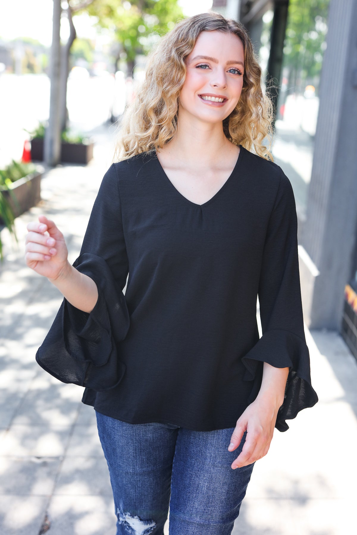 Perfect Day Hi-Lo Ruffle Sleeve Woven Top • Black