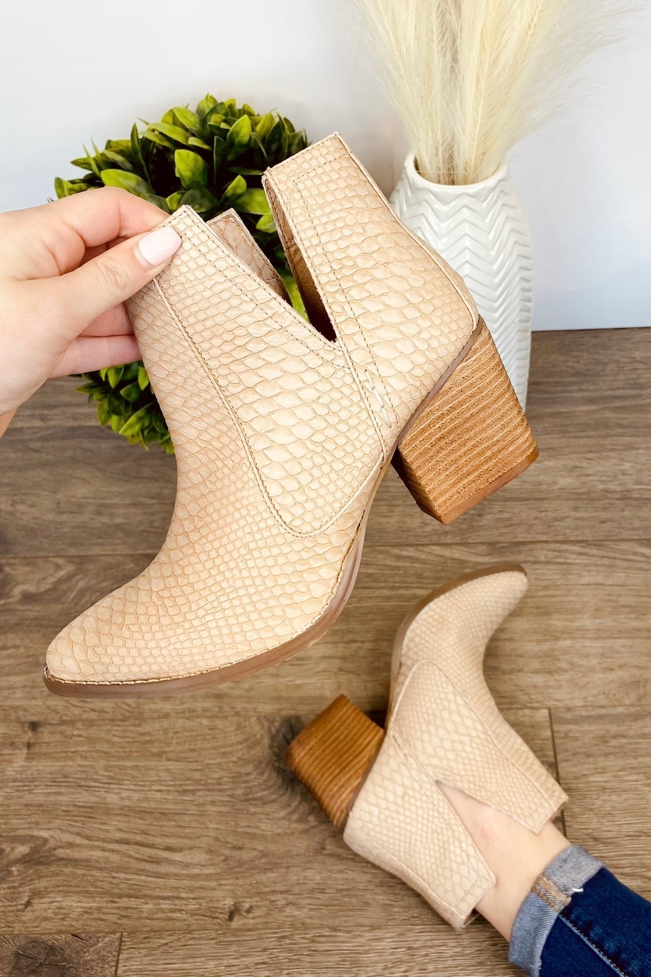 Tarim Bootie • Bone