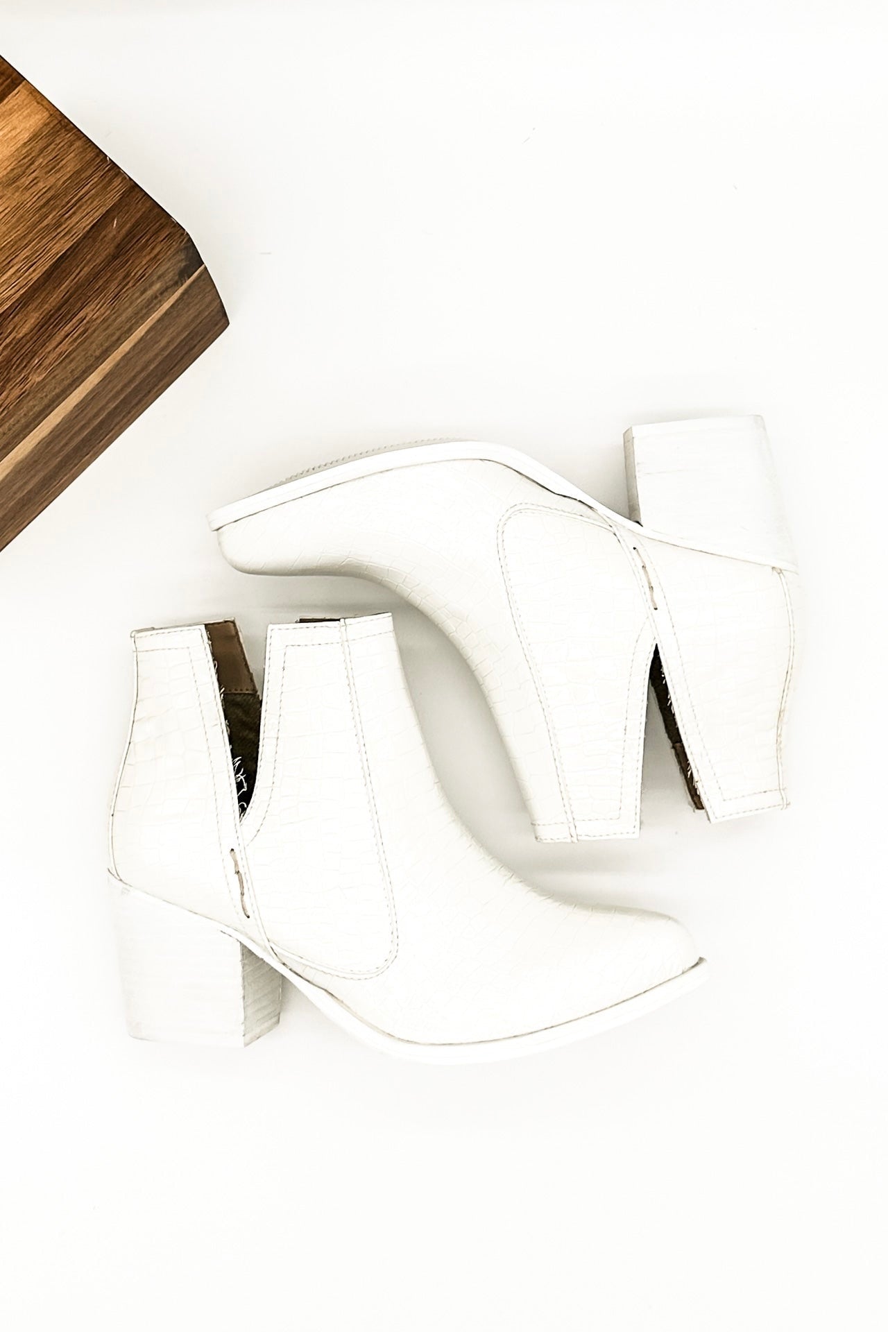 Tarim Bootie • White Croc