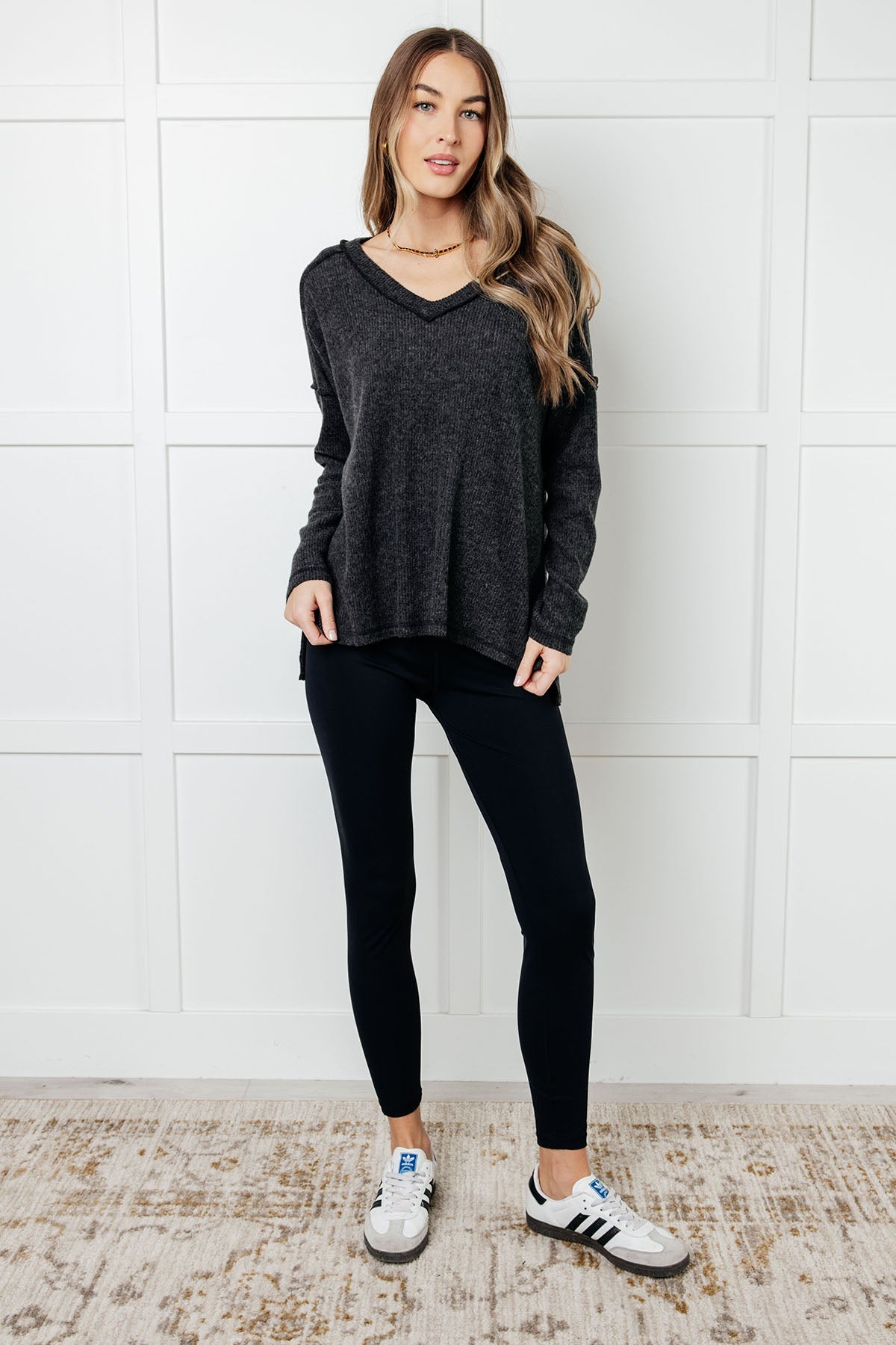 Basically Freezing Brushed Hacci Top • Black