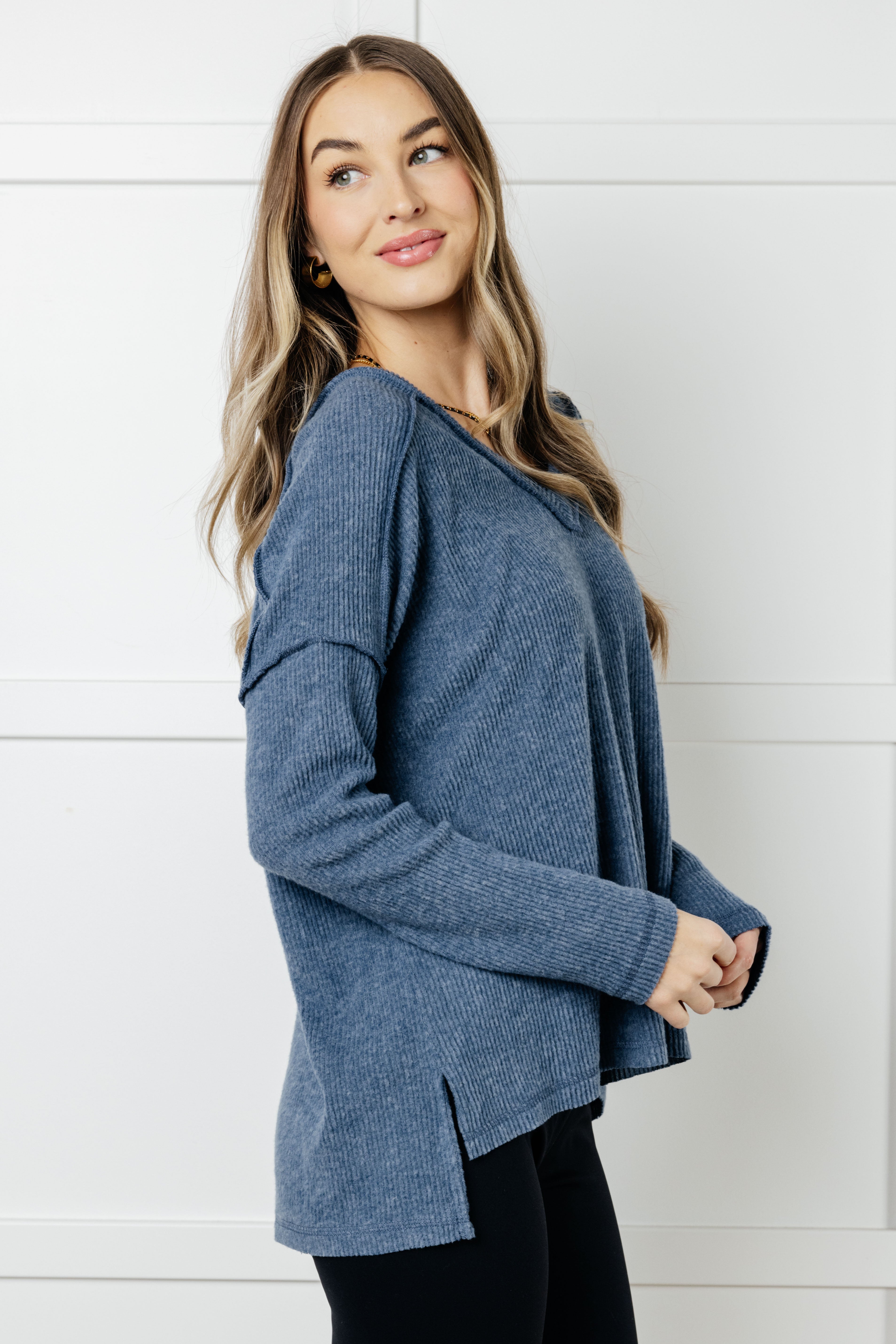 Basically Freezing Brushed Hacci Top • Dusty Blue