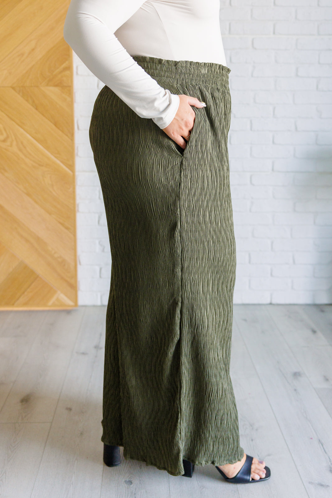 Harmony High Rise Wide Pants • Olive