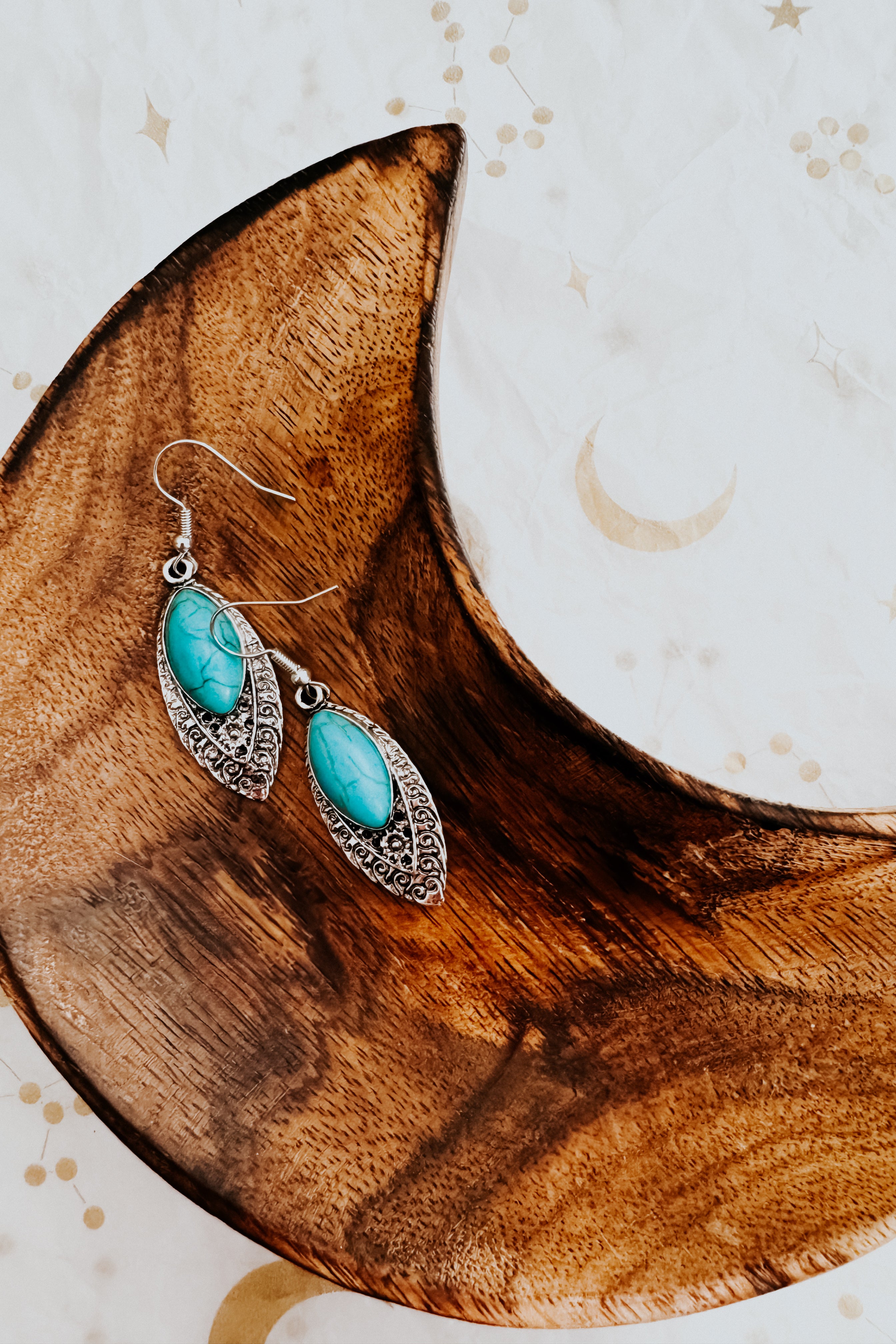 Via Vintage Engraved Turquoise Earrings