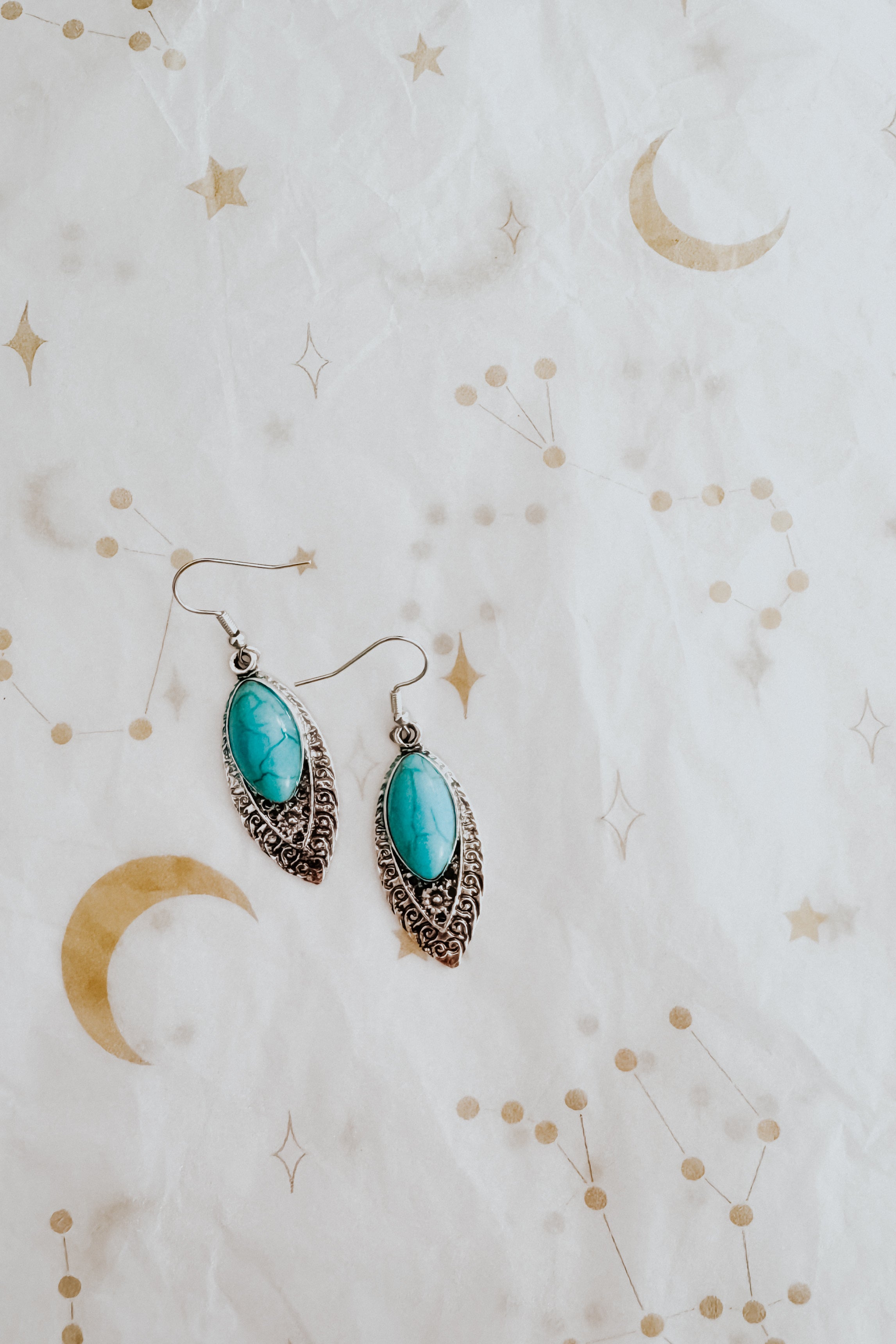 Via Vintage Engraved Turquoise Earrings