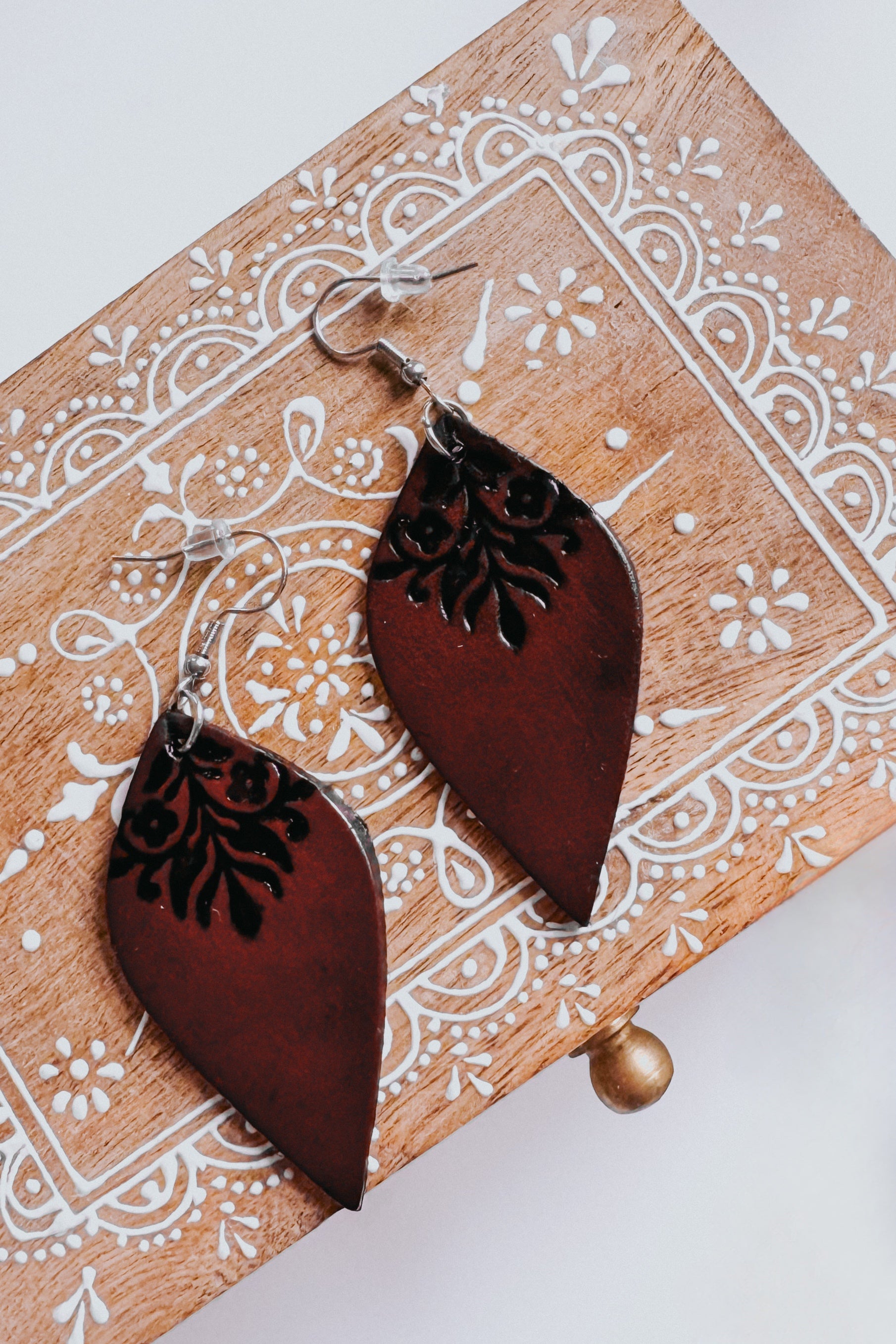 Vintage Souls Engraved Leaf Leather Earrings