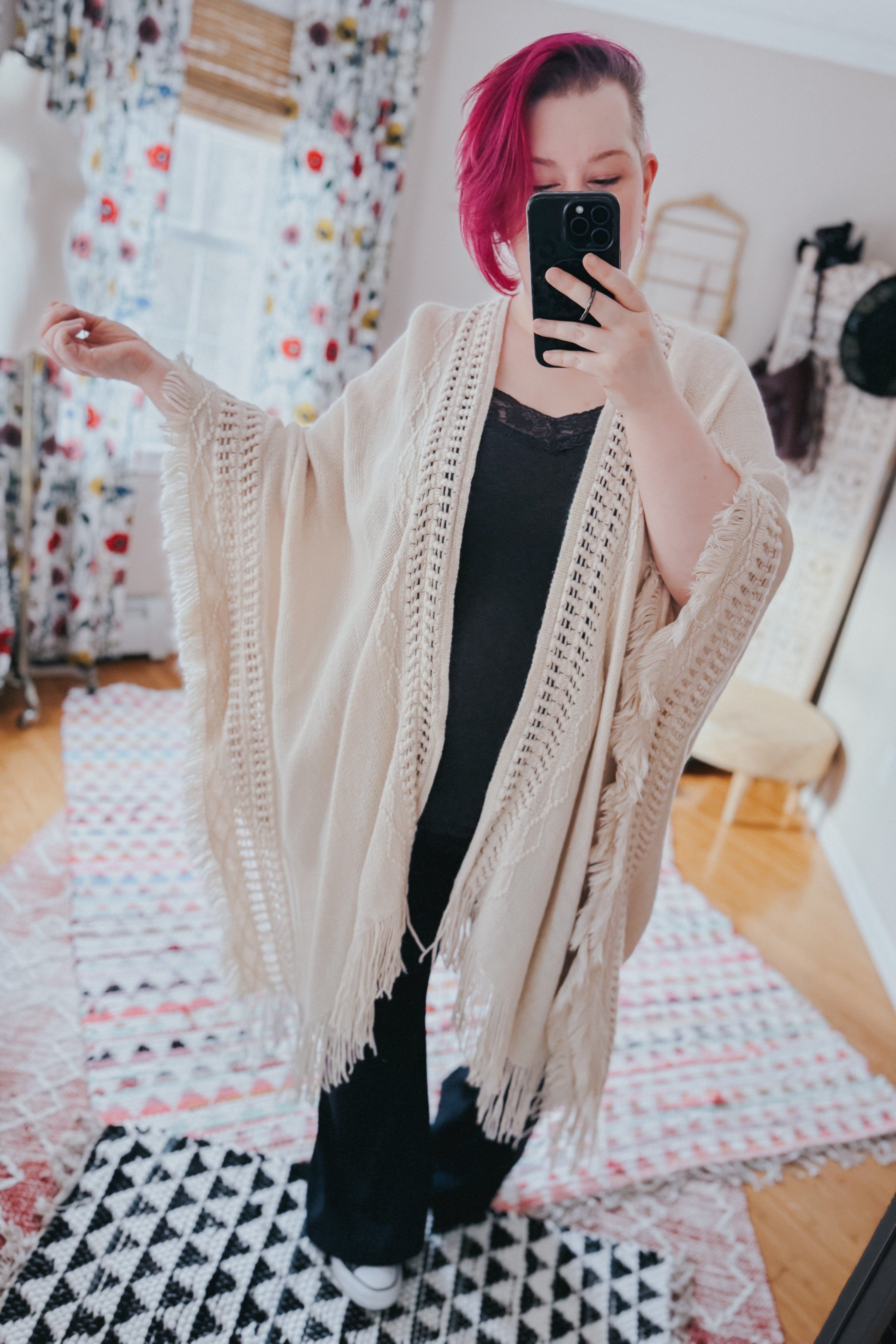 Faye Frayed Border Bohemian Ruana • Cream