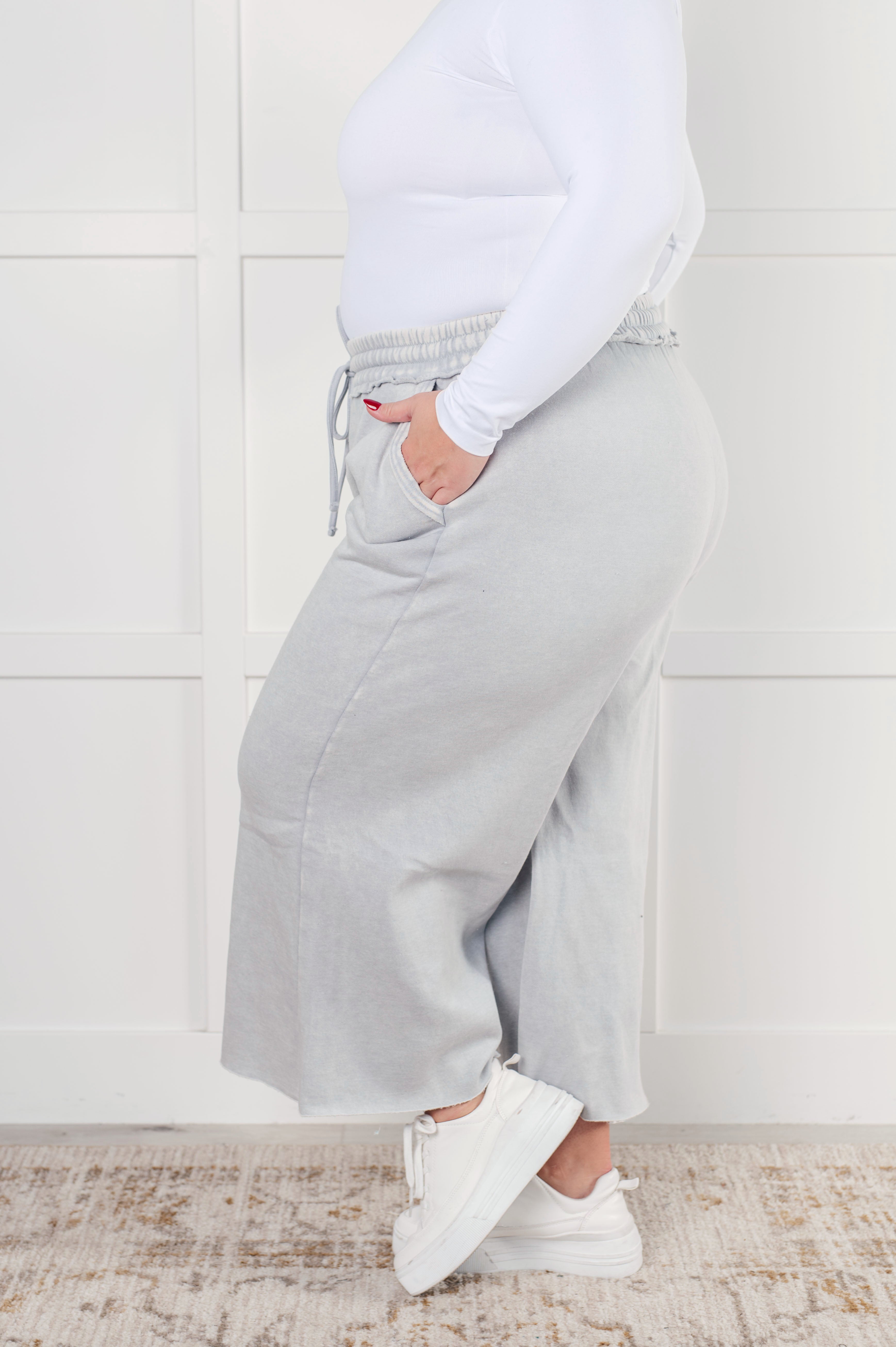 In or Out Wide Leg Cropped Pants • Light Grey