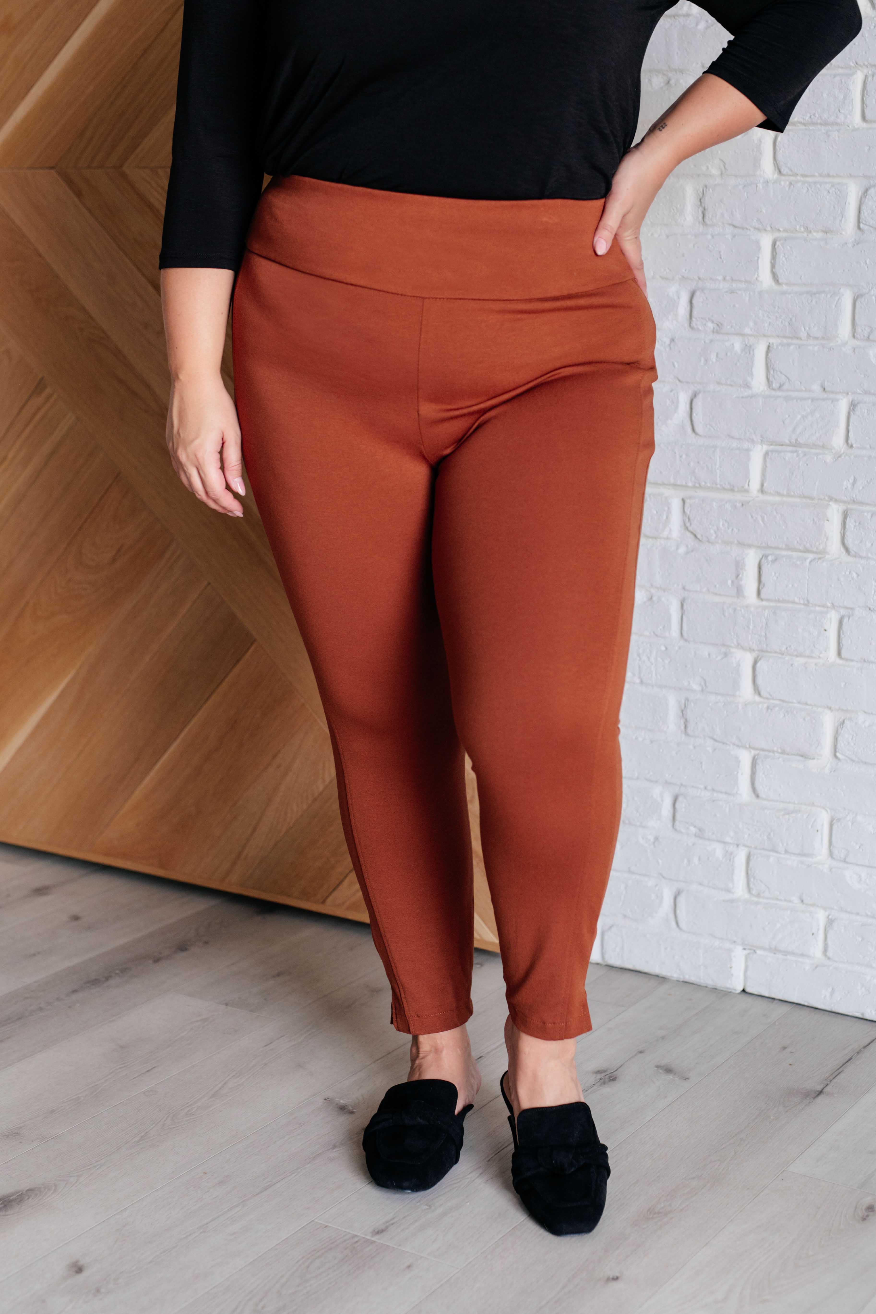 Magic Ankle Crop Skinny Pants • Rust