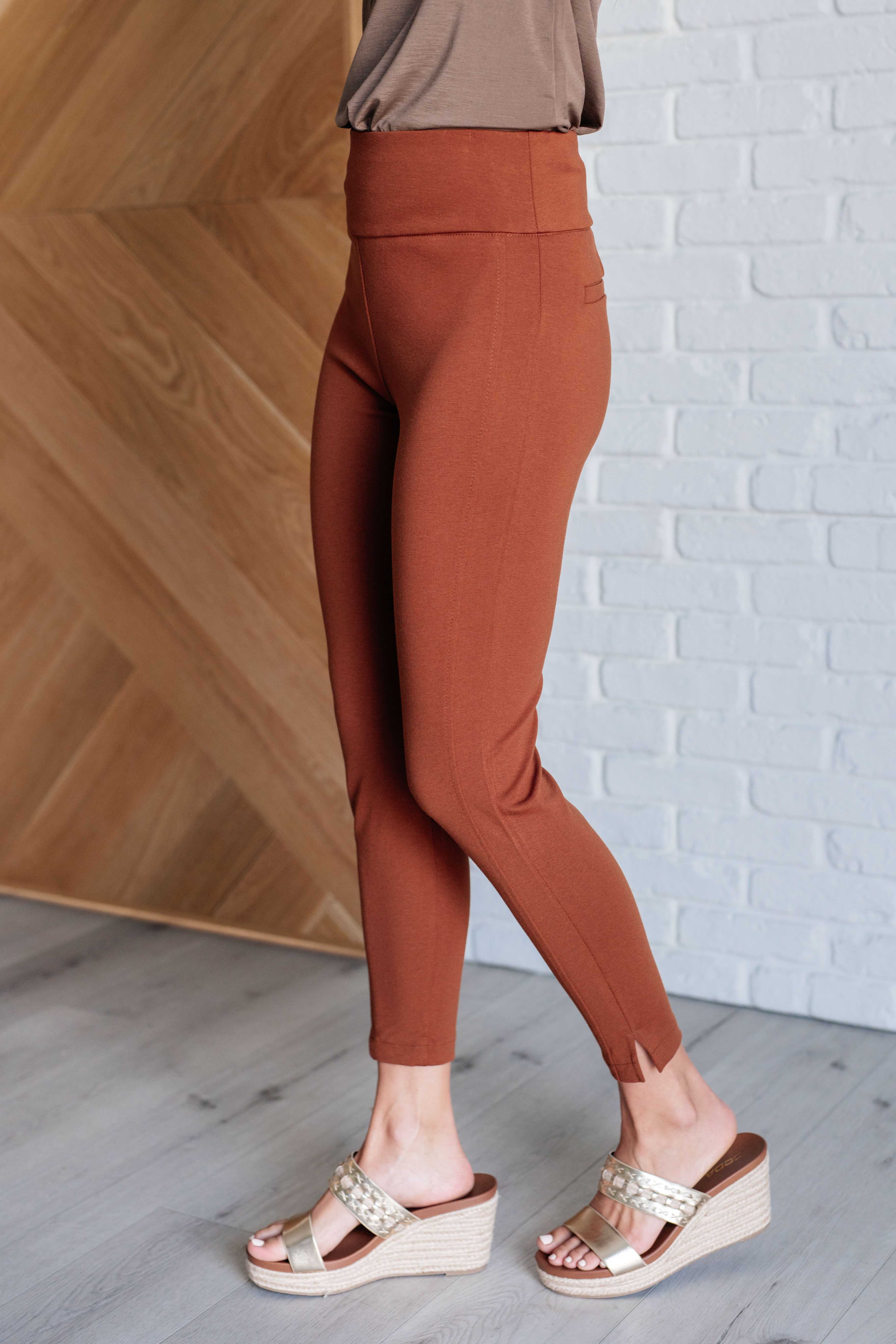 Magic Ankle Crop Skinny Pants • Rust