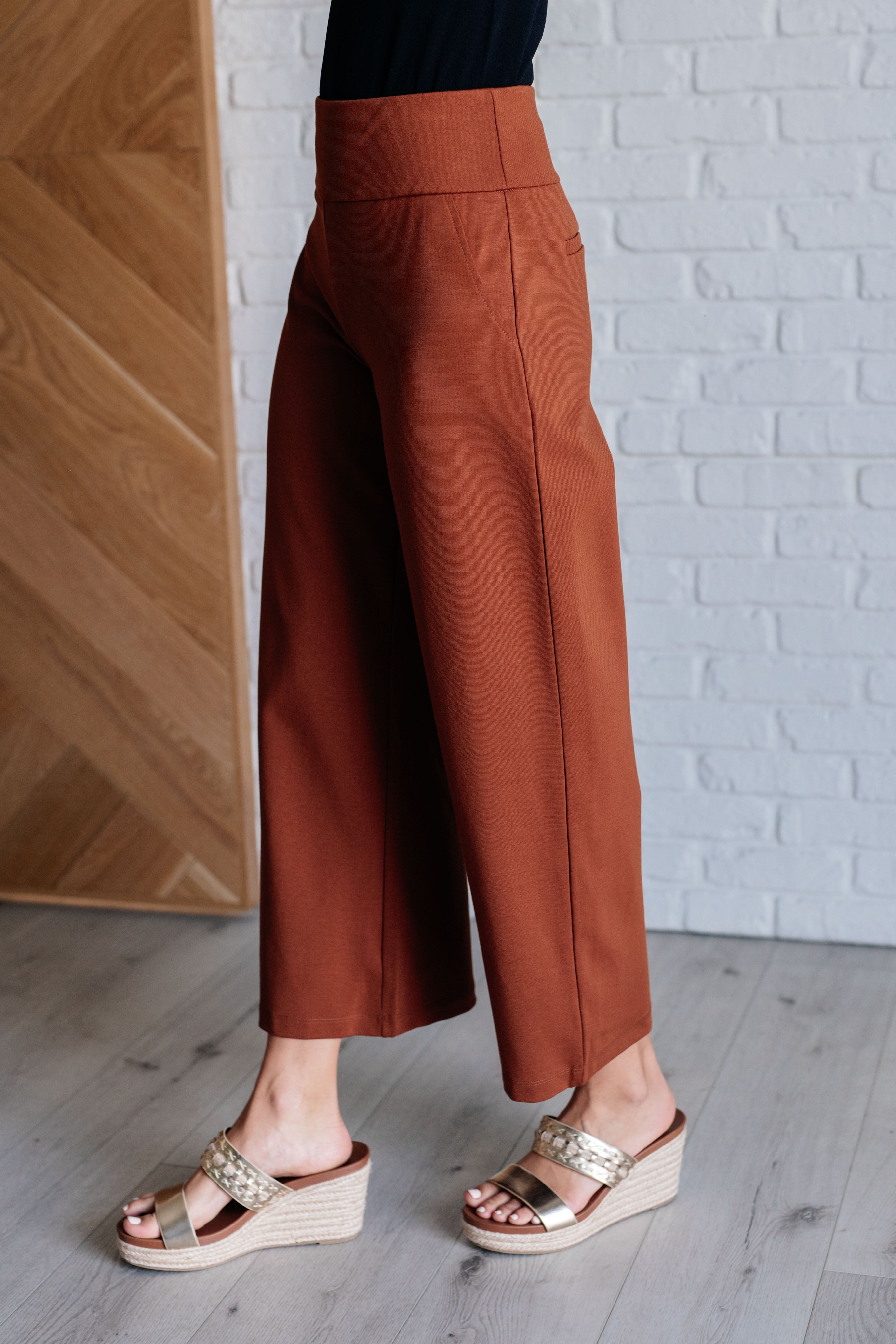 Magic Wide Leg Crop Pants • Rust