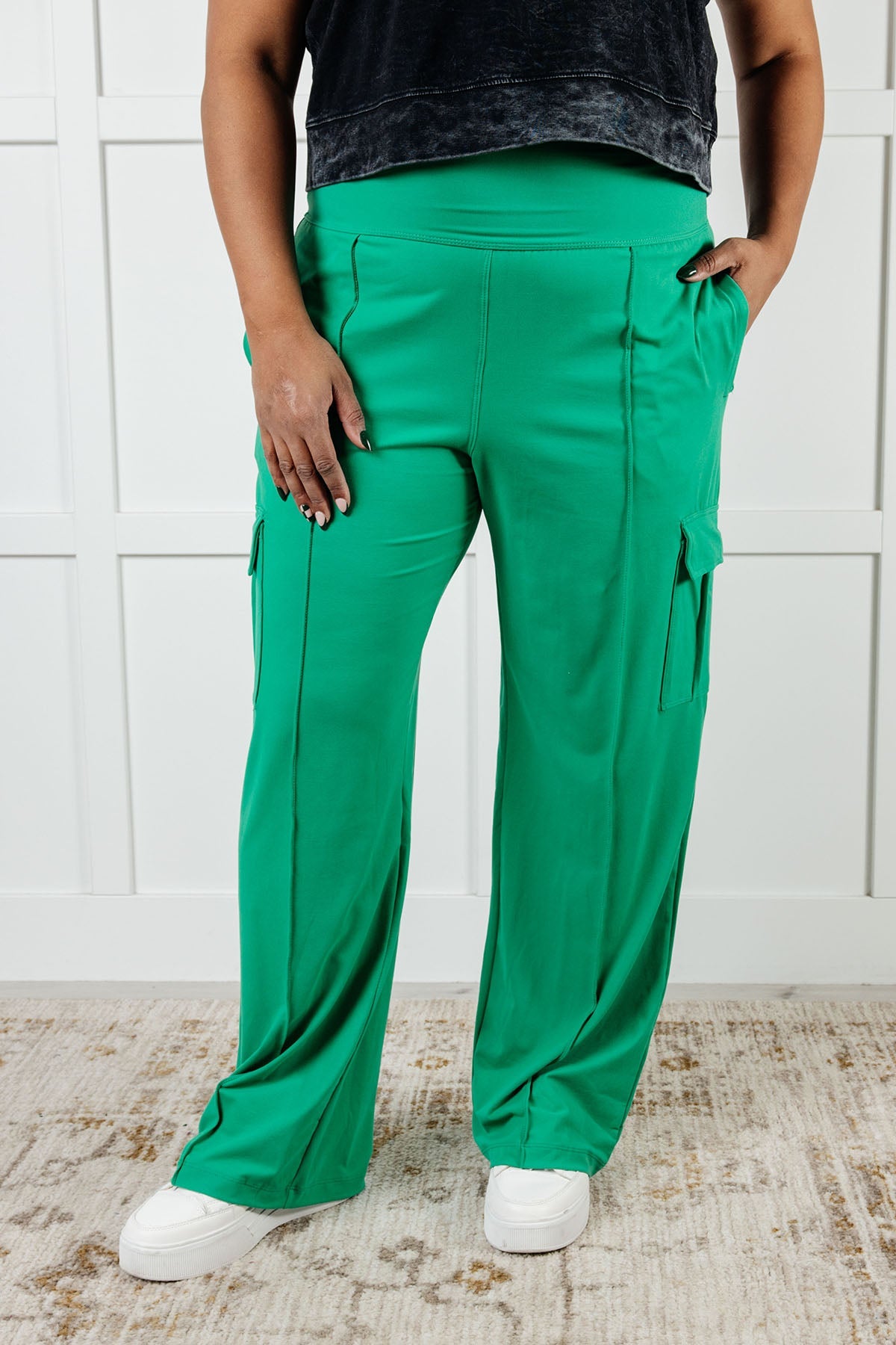 Race to Relax Cargo Pants • Emerald Green