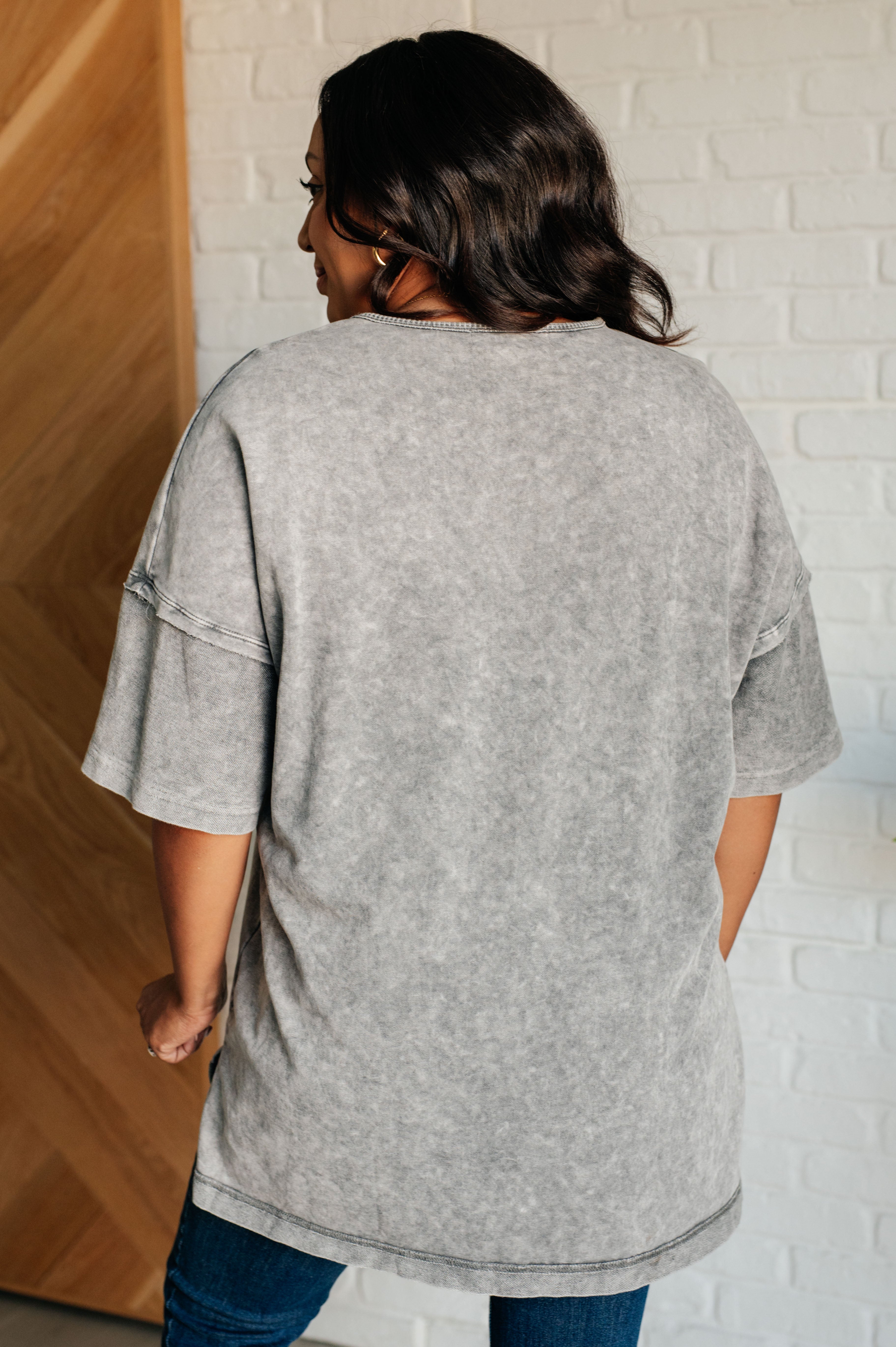 Unbothered Mineral Wash Top • Grey