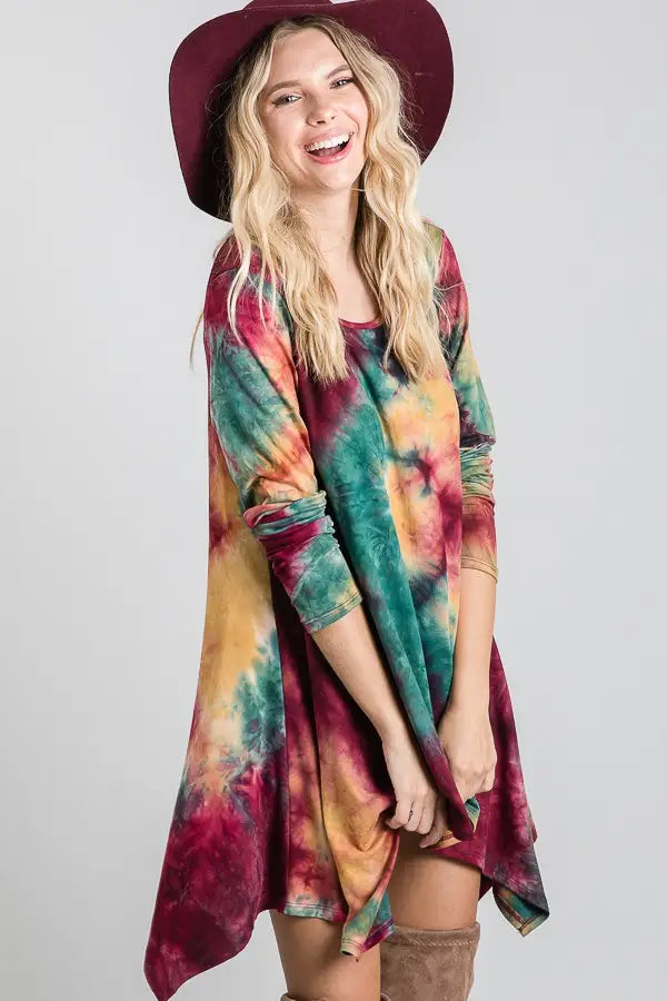 Make Your Move Ruby Tie Dye Tunic - Atomic Wildflower